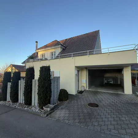 شقة Familienhaus Nahe Bern - Spielraum Kino & Fitness