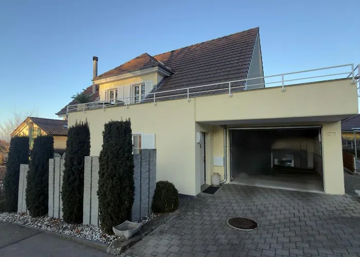 Apartment Familienhaus nahe Bern - Spielraum Kino&Fitness