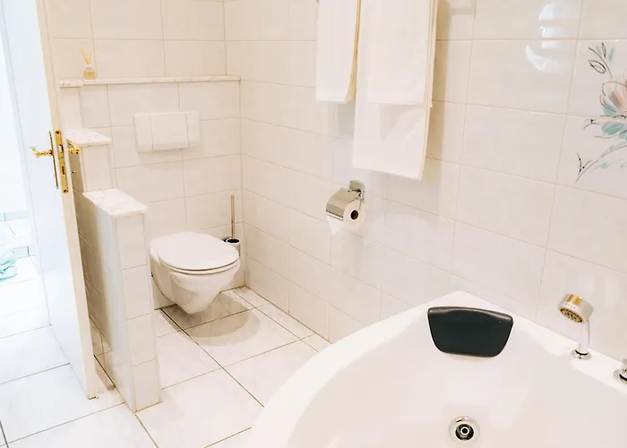 Familienhaus nahe Bern - Spielraum Kino&Fitness * Koniz